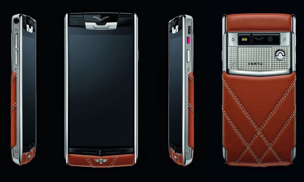 Luxury smartphones still exist - Baroque Lifestyle