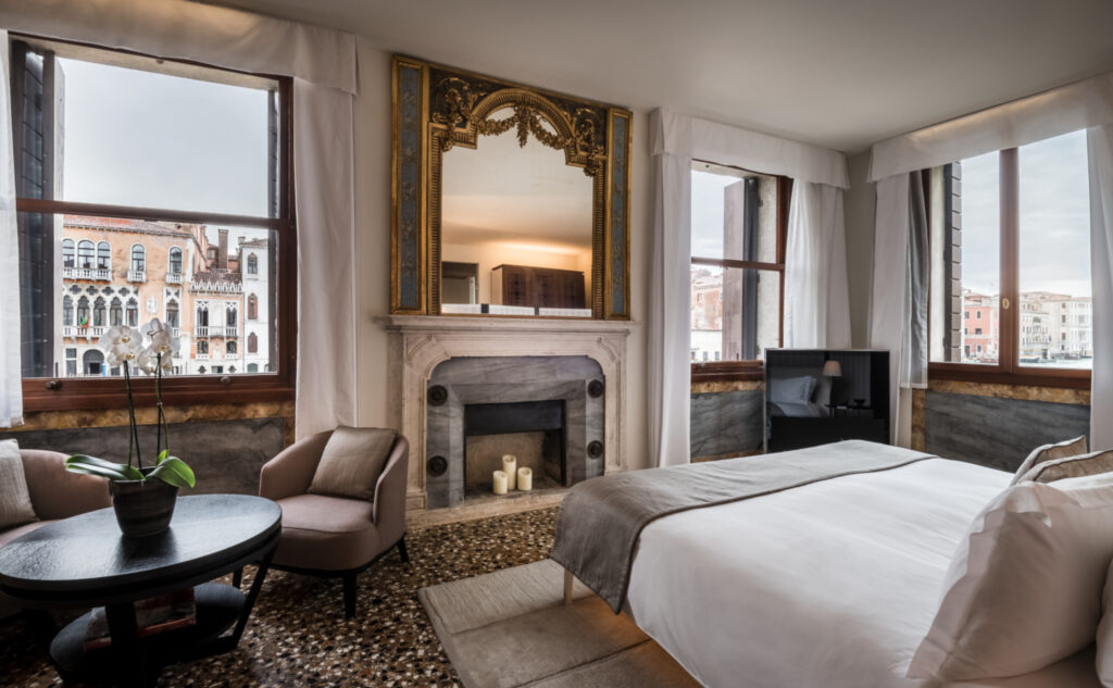 aman venice italy grand canal suite